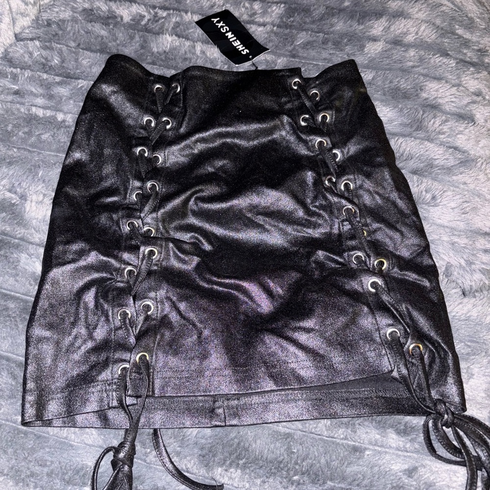 SHEIN Black Ruched Pencil Mini Skirt